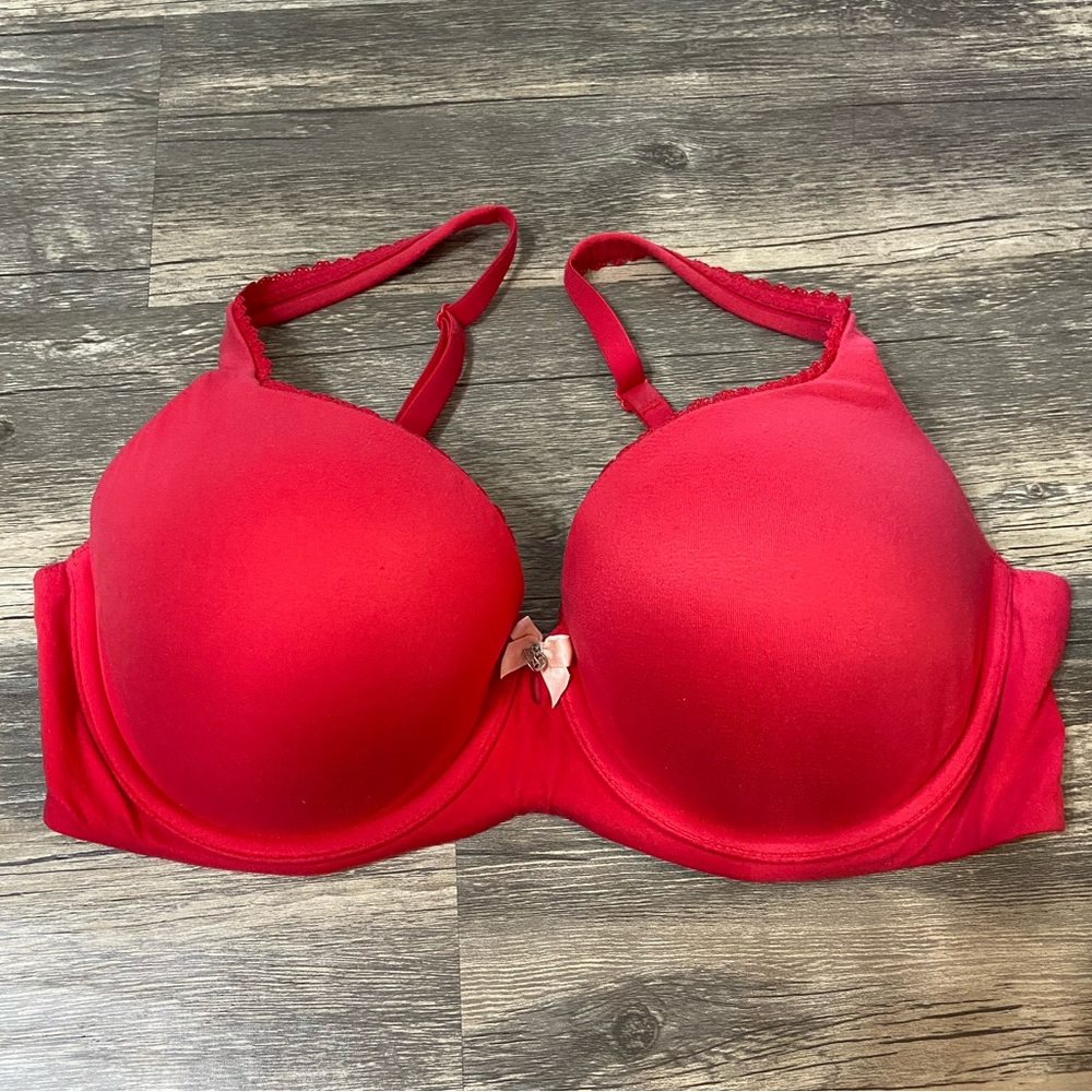 Red Victoria secret bra 34DD